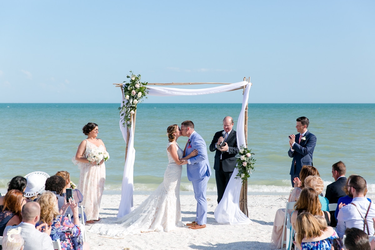 Beach Wedding Ceremony Gulf Of Mexico Sundial Beach Resort Spa